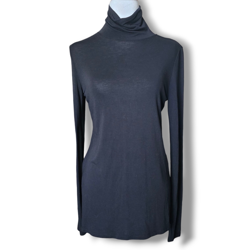 Vina Soft Black Long Sleeve Top
